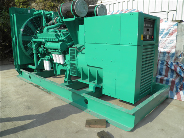 绥江出租发电机 发电机组厂家：柴油发电机组的控制屏的作用是什么？