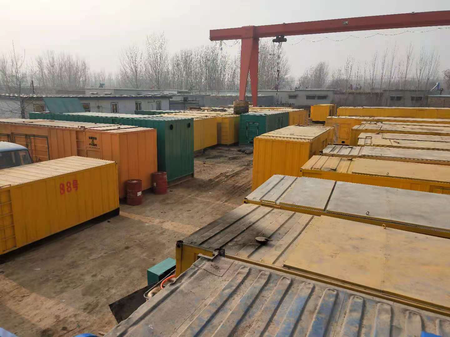 绥江租赁发电机-灰尘、风沙对柴油发电机组造成哪些不良影响？