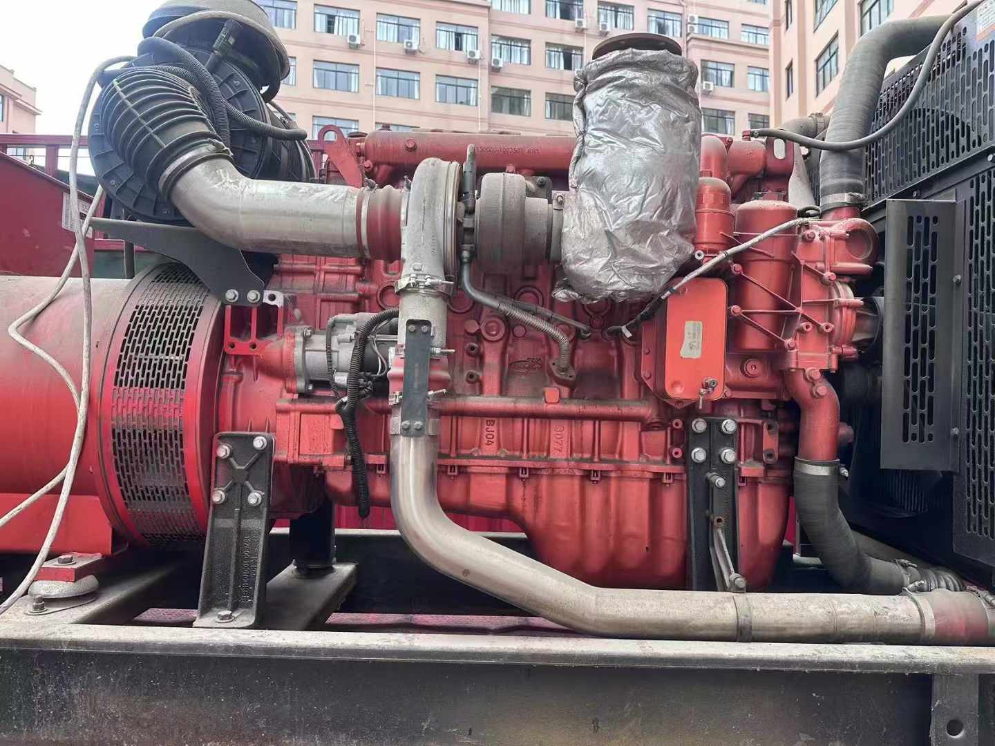 绥江如何选择适合 600kW 柴油发电机组的过载保护器？