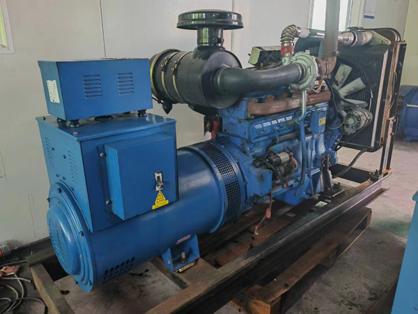 绥江100kW柴油发电机组使用多级机油有哪些优缺点？